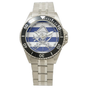 Chrome Like Pirate on Navy Stripes Horloge