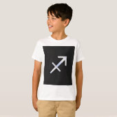 Chrome like Sagittarius Zodiac Sign on Black T-shirt (Voorkant volledig)