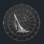 Chrome like Sailboot on Carbon Fibre Dartbord<br><div class="desc">Een zilverchroom zoals regatta sailboat scène op een zwarte koolstofvezel achtergronddecor. Een modern, modern nautisch geschenk.
Gebruik de link "Vraag deze ontwerper" om contact met ons op te nemen met uw speciale ontwerpverzoeken of voor hulp bij uw aanpassingsbehoeften.</div>