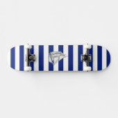 Chrome like Sailboot on Nautical Stripes Persoonlijk Skateboard (Horizontaal)