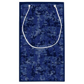 Chrome like Virgo Zodiac Sign on Blue Digital Camo Klein Cadeauzakje (Achterkant)