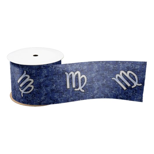 Chrome like Virgo Zodiac Sign on Blue Digital Camo Satijnen Lint (Spoel)