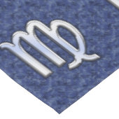 Chrome like Virgo Zodiac Sign on Blue Digital Camo Tafelkleed (Gekanteld)