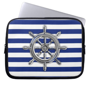 Chrome like wiel op Navy Stripes Laptop Sleeve