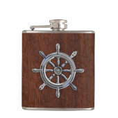 Chrome Nautical Wheel op natte mahogany Print Heupfles (Voorkant)