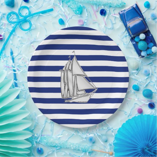 Chrome Sailboat on Nautical Stripes Papieren Bordje (Feest)