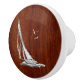 Chrome Sailing on Nautical Mahogany Grain Print Keramische Knop (Rechts)