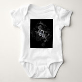 Chrome Style Leo Zodiac Sign on Hevelius Romper (Voorkant)
