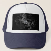 Chrome Style Leo Zodiac Sign on Hevelius Trucker Pet (Voorkant)