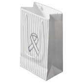 Chrome White Ribbon Awareness in Granular Stripes Klein Cadeauzakje (Voorkant Gekanteld)