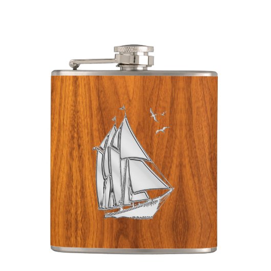 Chrome Zeilboot op Teak Print Heupfles (Voorkant)