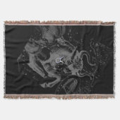 Chrome zoals Taurus Zodiac Sign op Hevelius Black Deken (Voorkant)