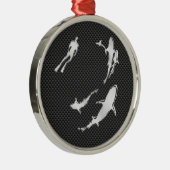 Chroom als duiker met haaien op koolstofvezel metalen ornament (Rechts)