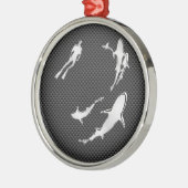 Chroom als duiker met haaien op koolstofvezel metalen ornament (Links)