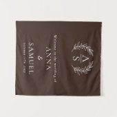 Chroom Monogram Chocoladebruine en Witte Bruiloft Wandkleed (Voorkant (horizontaal))