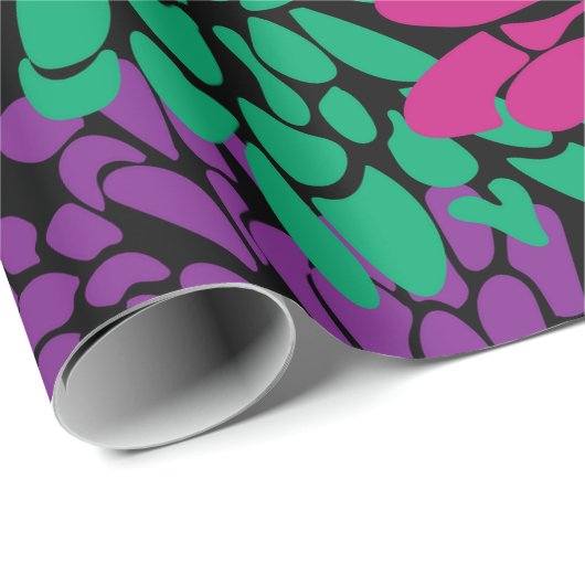 chrysanten met meerdere kleuren op zwart verpakkin cadeaupapier (Rol Hoek)