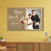 Chrysanthema's in een Bottle Wedding Keepomwille C Canvas Afdruk (Insitu (Woonkamer))