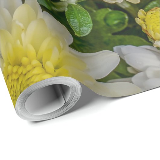 Chrysanthemum Floral Yellow Green White Cadeaupapier (Rol Hoek)