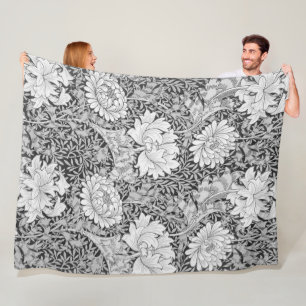 Chrysanthemum Gray, William Morris Fleece Deken