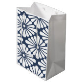 Chrysanthemum [indigo] - Japanese Pattern Medium Cadeauzakje (Achterkant Gekanteld)