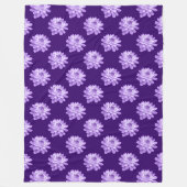 Chrysanthemum Pattern - Deep Paarse Fleece Blanket (Voorkant)