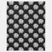 Chrysanthemum Pattern - Monochrome Black Fleece Deken (Voorkant)