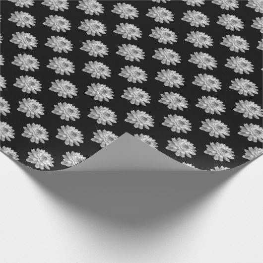 Chrysanthemum Pattern - Monochrome on Black Cadeaupapier (Hoek)