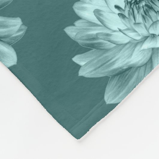 Chrysanthemum Pattern - Moss Green Fleece Blanket (Hoek)