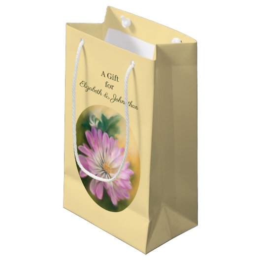 Chrysanthemum Pink en Cream Pastel Floral Klein Cadeauzakje (Voorkant Gekanteld)