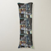 Chrysocolia Morning, Union Square, NYC Lichaamskussen (Voorkant Verticaal)