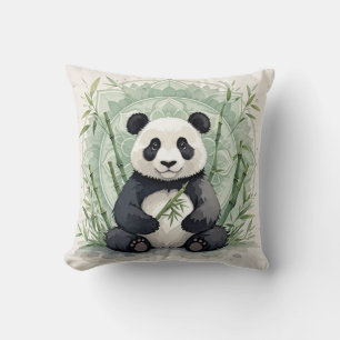 Chubby panda zittend in een lotushouding kussen