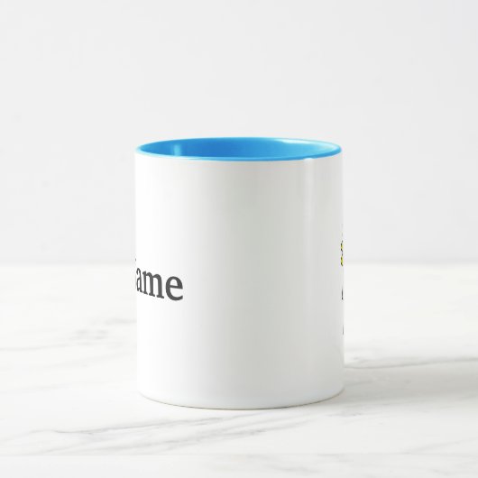 Chubby verpleegster met capsule en glas water Mok (Midden)