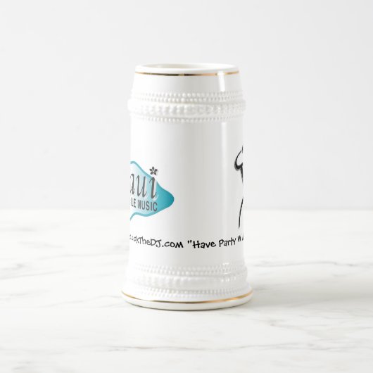 Chuck The DJ Maui Mobile Music Bierpul (Center)