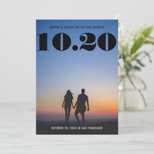 Chunky Bold Serif trouwdatum foto Save The Date (Staand voorkant)