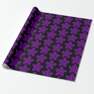Chunky Paarse sneeuwvlokken op zwart Cadeaupapier