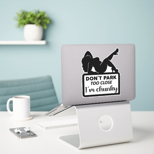 Chunky parkeren niet dicht auto vinyl auto decal sticker (Laptop op bureau)