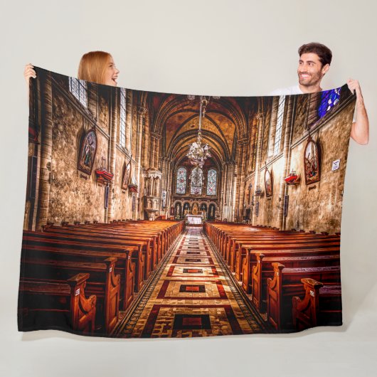 CHURCH INTERIOR FLEECE DEKEN (In situ)