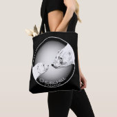 Churchill Souvenirs Polar Beer Art Shirten & Gifts Tote Bag (Dichtbij)