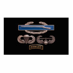 CIB Airborne Air Assault Ranger Staand Fotobeeldje<br><div class="desc">Originele foto van de Combat Infanteriebadge (CIB),  Airborne and Air Assault badges met het tabblad Ranger</div>