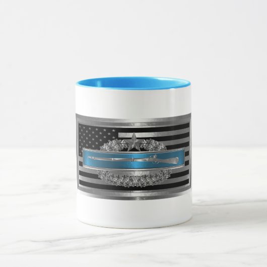 CIB met Combat Star Mok (Midden)