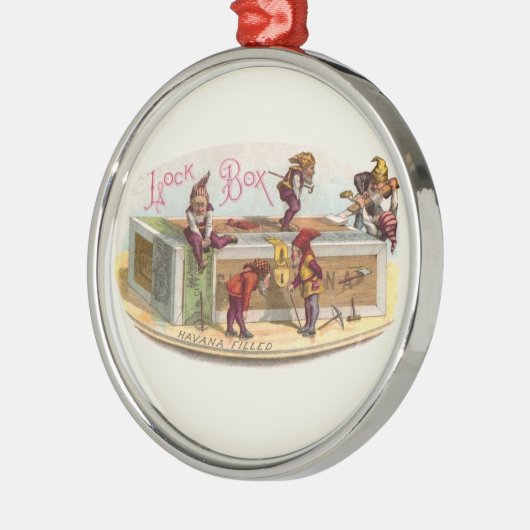 Cigar Box Gnomen Metalen Ornament (Links)