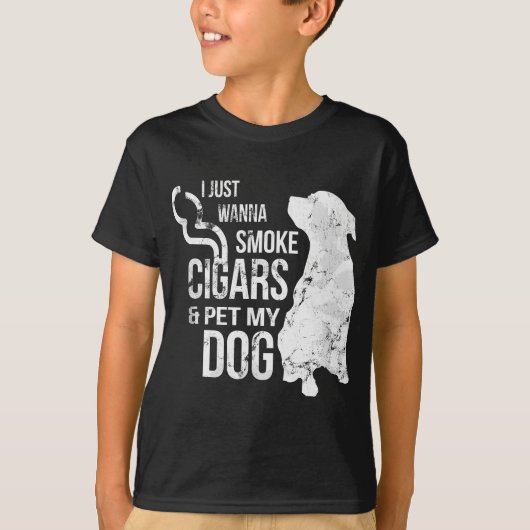 Cigar en Hondenliefhebber Cigars to Smoke and Pet  T-shirt (Voorkant)