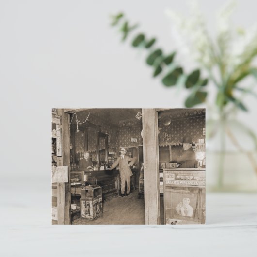Cigar Store Interior, Circa 1900 Briefkaart (Staand voorkant)