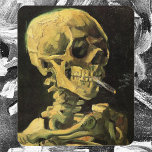 Cigarette van Vincent van Gogh Muismat<br><div class="desc">De schedel met Burning Cigarette van Vincent van Gogh is een fijne kunstpost van impressionisme, die nog steeds het leven schildert. Een portret van het roken van het menselijk skelet. Geweldig afbeelding voor antirookproducten. Roken doodt elk jaar 1.000 mensen, helpt iemand om vandaag met roken te stoppen. Geweldig afbeelding voor...</div>