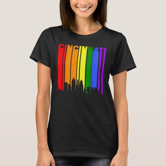 Cincinnati Ohio LGBTQ Gay Pride Rainbow Skyline T-shirt (Voorkant)
