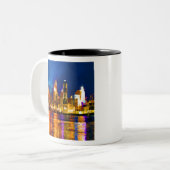 Cincinnati Ohio Skyline in Night Tweekleurige Koffiemok (Voorkant links)