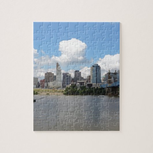Cincinnati, Ohio skyline met de Ohio-rivier Legpuzzel (Verticaal)