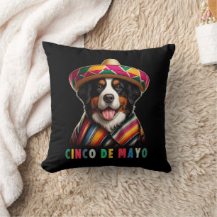 Cinco De Mayo Berner Hond met Poncho en Sombrero Kussen