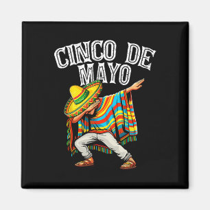 Cinco de Mayo Dabbing Mexican Poncho Sombrero Pet Magneet