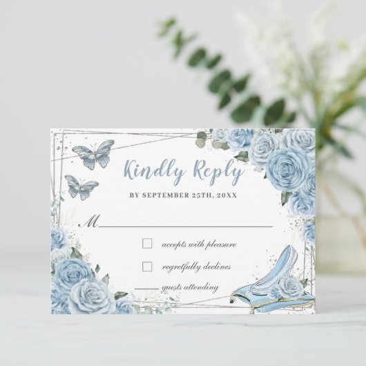 Cinderella Princess Baby Blue Floral Quinceañera RSVP Kaartje (Staand voorkant)